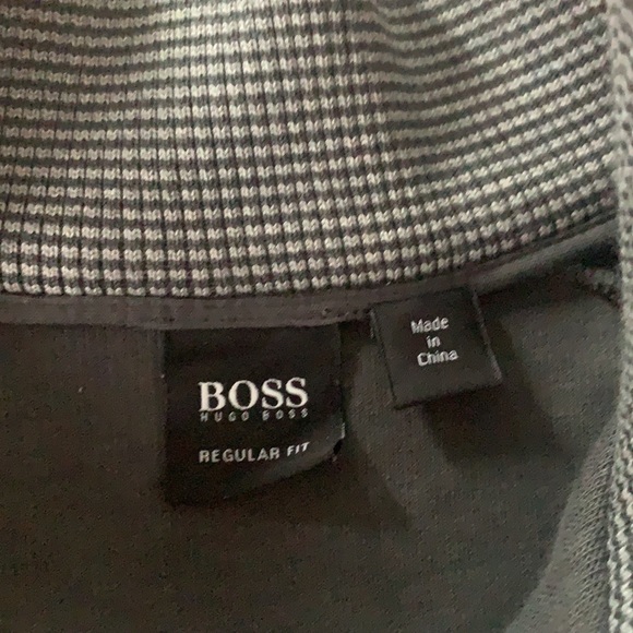 ❌SOLD❌Hugo Boss Men's Pullover Sweater - Picture 9 of 10